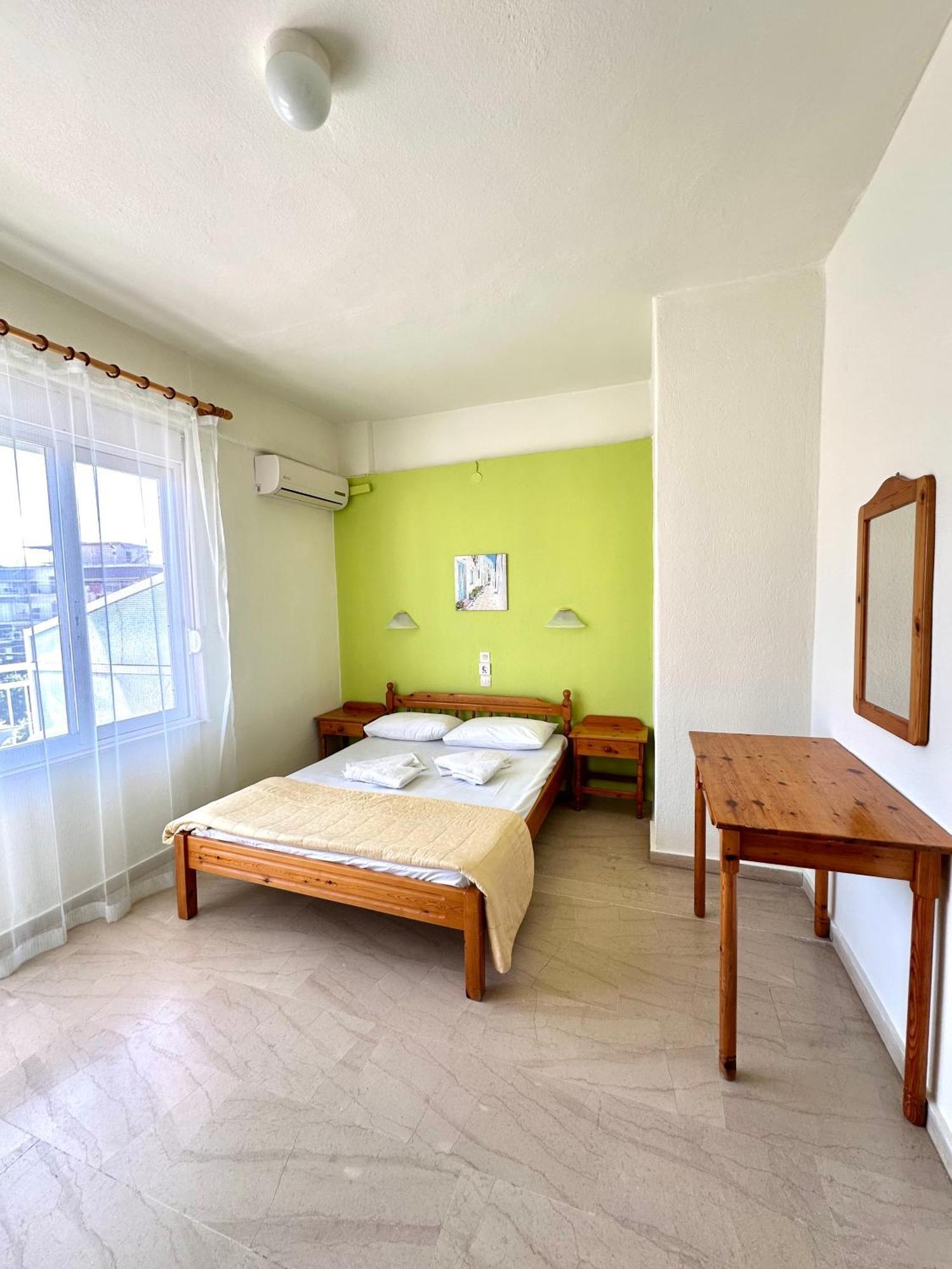 Apartments Giotis Paralía Eksteriør billede