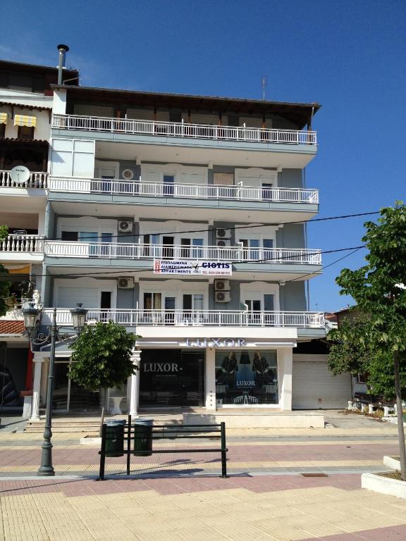 Apartments Giotis Paralía Eksteriør billede
